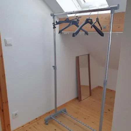 Апартаменты Hotel, Ferienwohnung, Zimmer In Zentrum Bad Driburg Бад-Дрибург