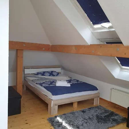 Hotel, Ferienwohnung, Zimmer In Zentrum Bad Driburg Бад-Дрибург